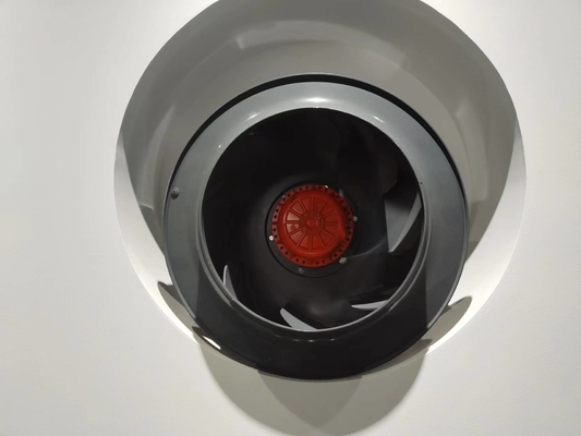 zentrifugaler Fan 0.22kW IP54 kurvte rückwärts 315mm mit langem Einlass-Ring