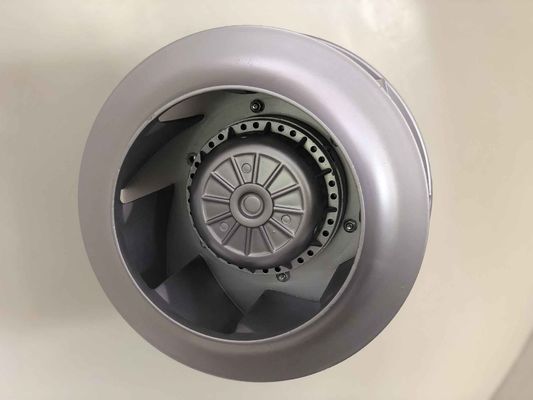 250 mm Rückwärtszentrifugalventilator 2700rpm oder 3023rpm 1~230V ±10%
